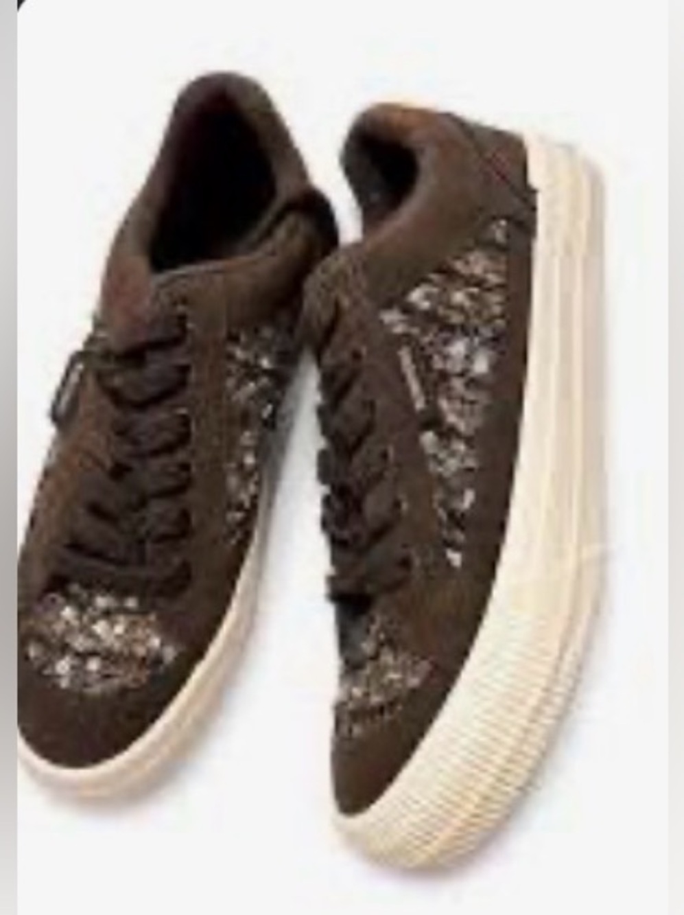 7.5 Women’s Brown Lace-Up Casual Sneakers